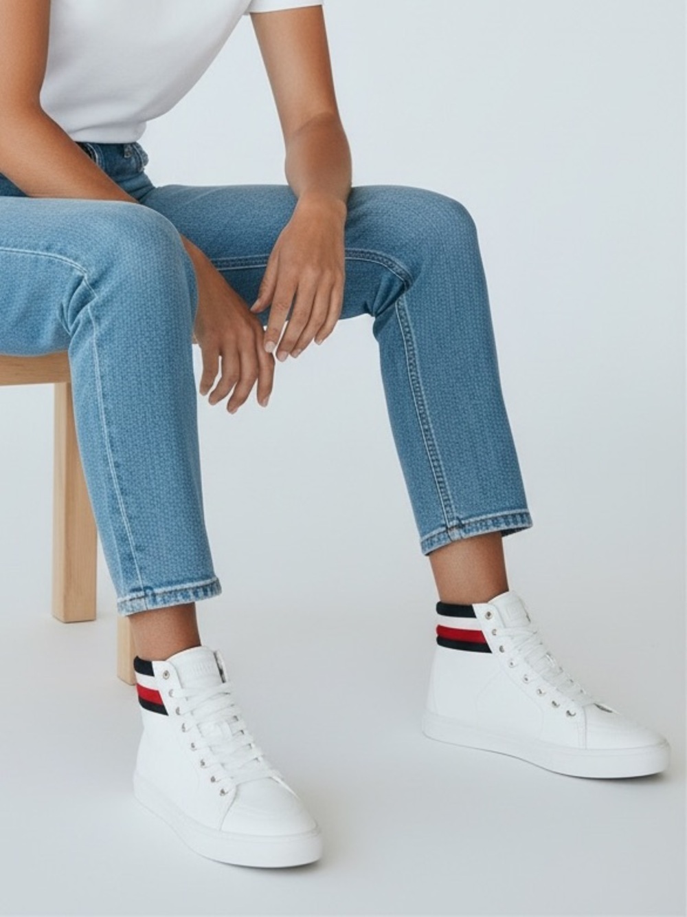 Tommy Hilfiger Woman White High-Top Sneakers with Red & Navy Stripe Size 6.5 New